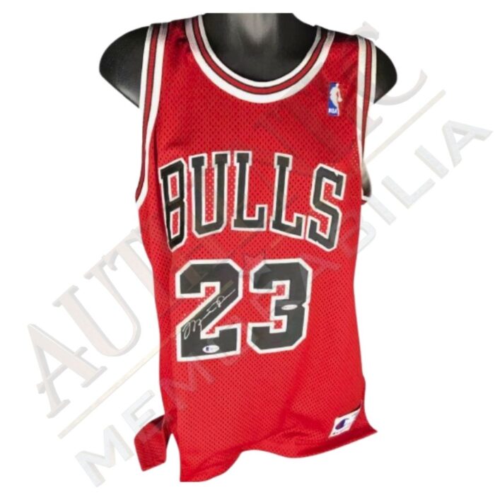 Michael Jordan Signed Chicago Bulls Jersey