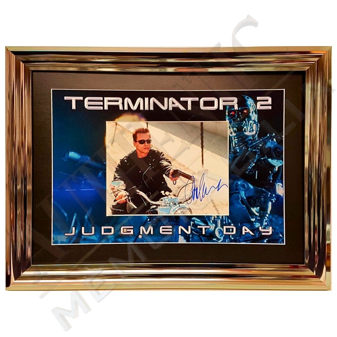 Arnold Schwarzenegger Signed Terminator 2 Picture